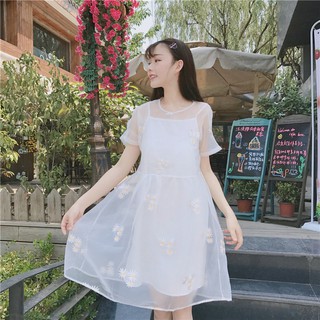 Đầm tiểu thư ulzzang