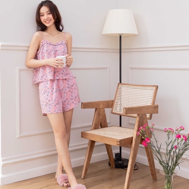 VIBES Đồ Bộ 2 Dây Mặc Nhà Rosa Pink Straps Set