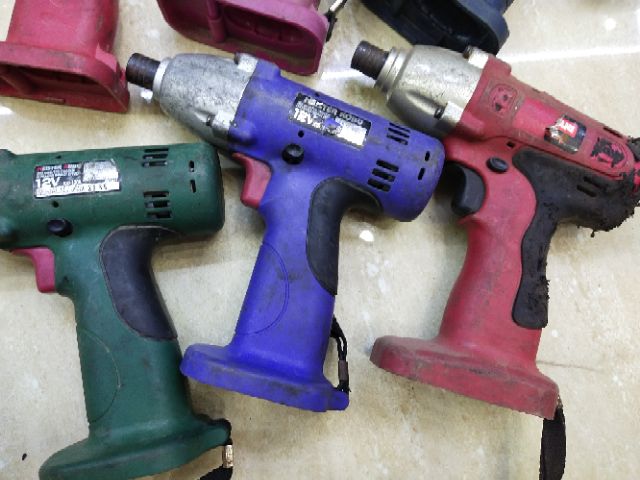 Máy bắn vít hàng bãi, motor 775 rất khỏe + rất bền, kiểu dáng giống các mẫu trên.