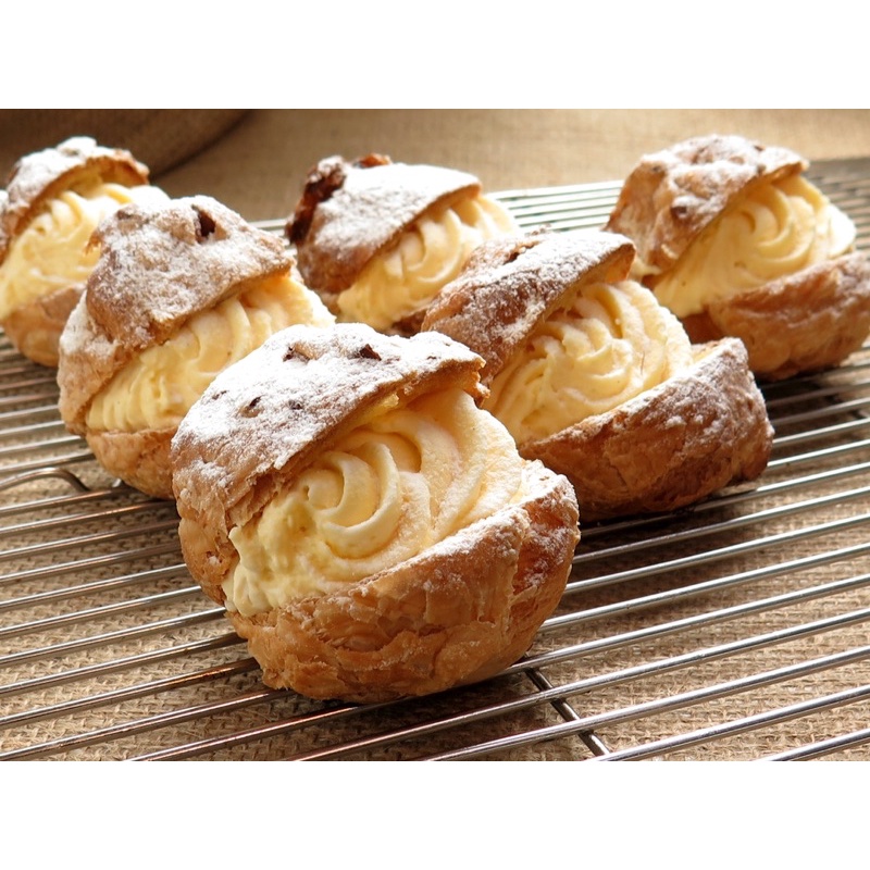Bột trộn sẵn vỏ bánh Choux Fancy’s 1kg