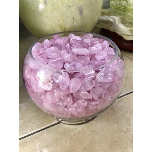 Đá vụn th ạch anh h ồng