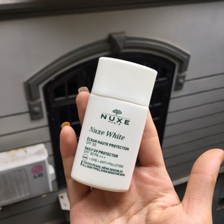 Kem chống nắng NUXE Daily White