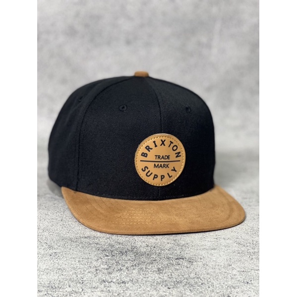 Snapback Briton thời trang