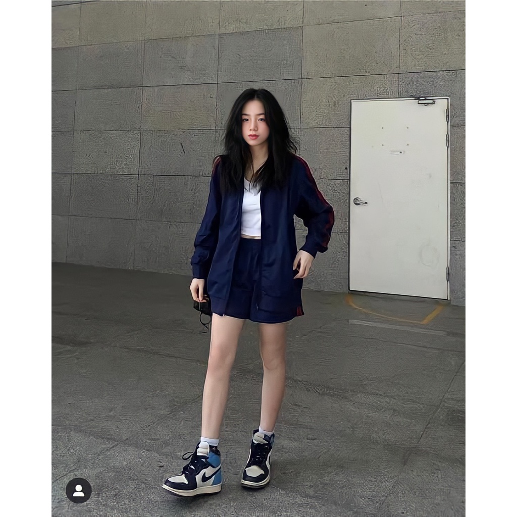 Áo Khoác Nỉ Unisex Tay Phối Sọc Đỏ Màu Xanh Than