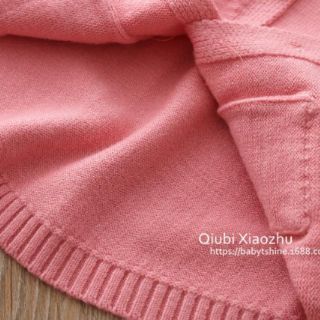 Áo khoác len cho bé gái mềm mịn