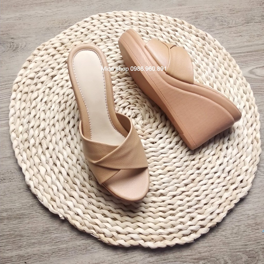 Dép guốc đế xuồng siêu nhẹ cao 9cm