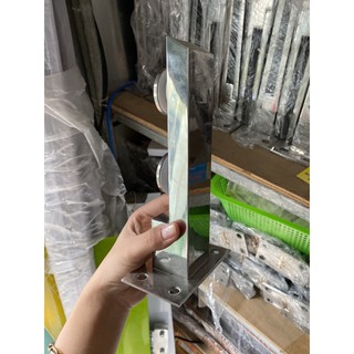 Trụ lùn Inox 304 hộp 4x20 rỗng tim 7p - Trụ lan can kính inox