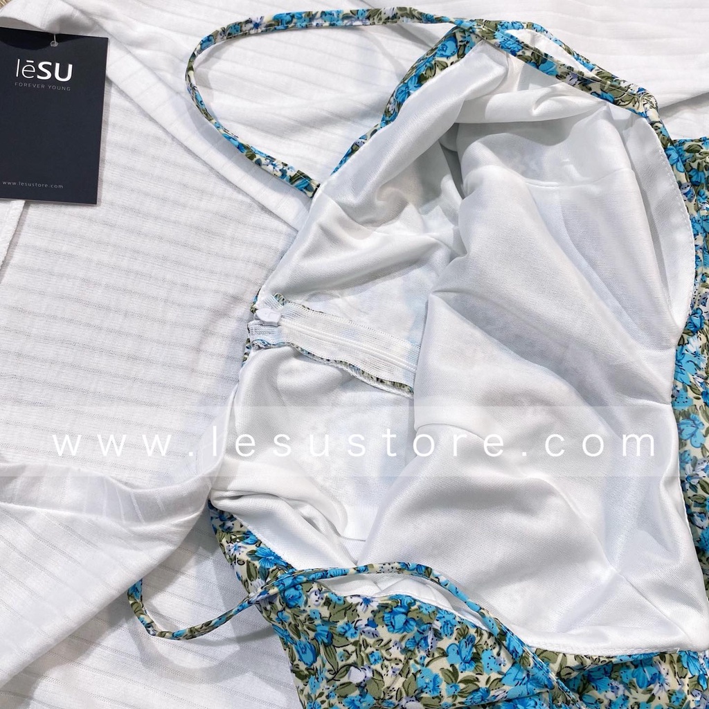 ẢNH TỰ CHỤP Set Cardigan & Đầm 2 dây hoa xoè đuôi cá