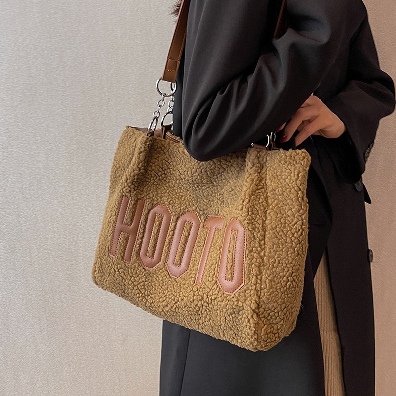 Túi Xách Lông Cừu Sức Chứa Lớn Phong Cách Mới Cho Nữ