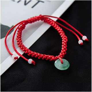 Dây đỏ may mắn