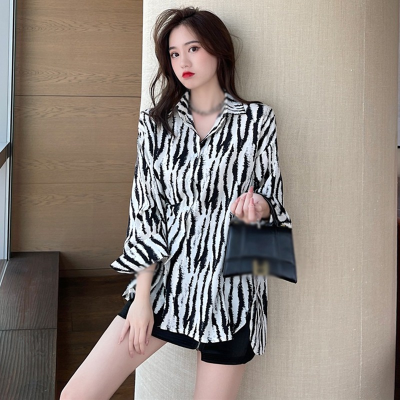 Áo sơ mi tay dài dáng rộng in họa tiết ngựa vằn phong cách Hàn Quốc thời trang mùa hè cho nữ