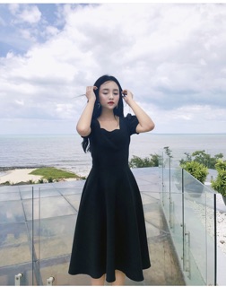 Đầm xoè tay bồng