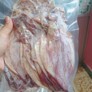 Khô mực cà mau size số 5 800k/ký