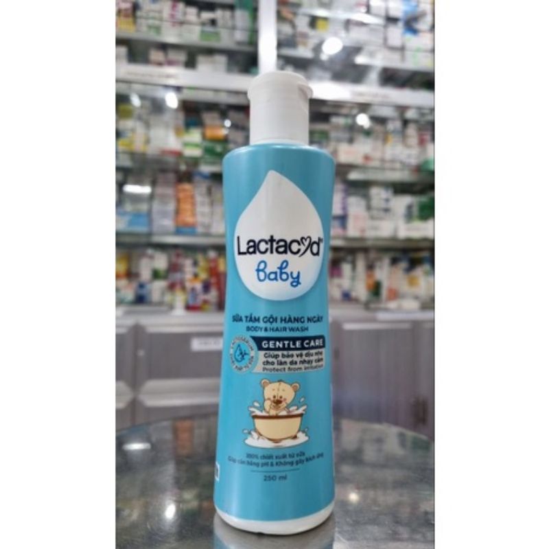 LACTACYD baby  Gentle care - Sữa tắm gội hàng ngày với công thức riêng biệt dùng cho trẻ sơ sinh và trẻ nhỏ