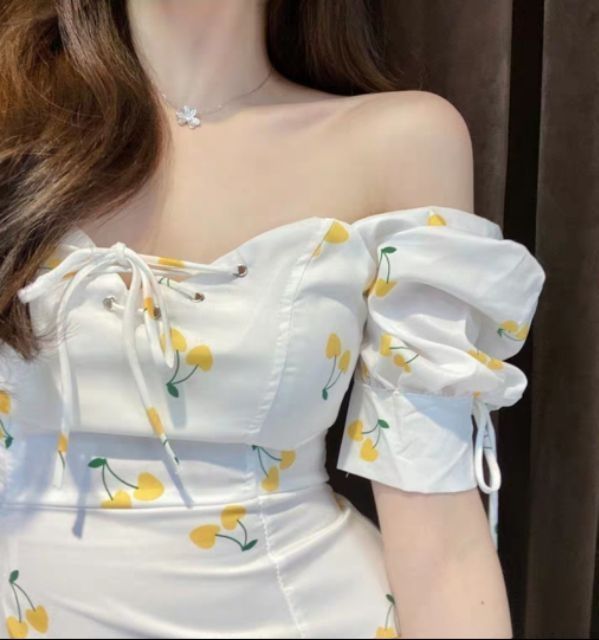 Đầm Nữ Trắng Họa Tiết Cherry Vàng