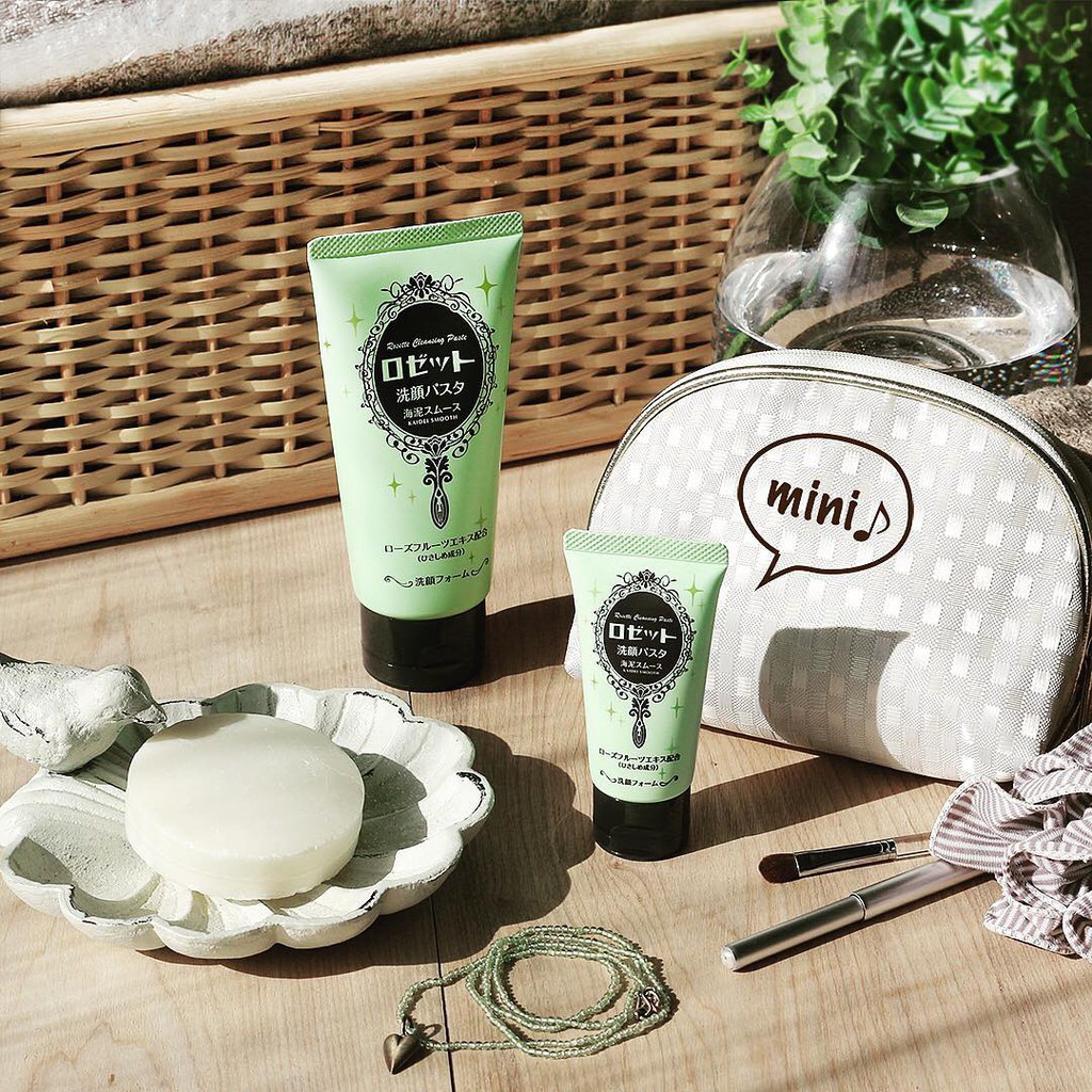 Sữa Rửa Mặt Rosette Thu Nhỏ Lỗ Chân Lông 120g
