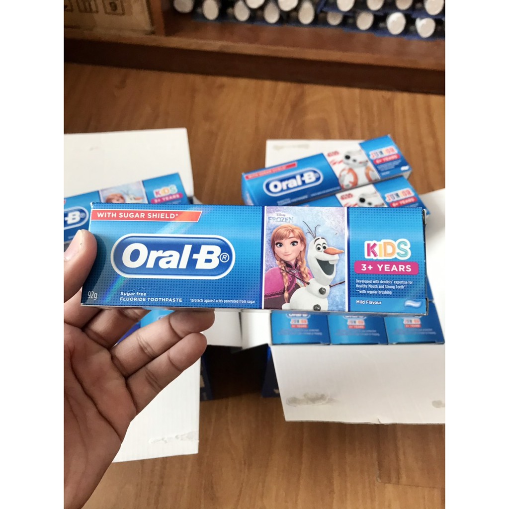 Kem Đánh Răng Cho Bé từ 3 tuổi Oral-B Kids 3+ Disney Frozen 92g