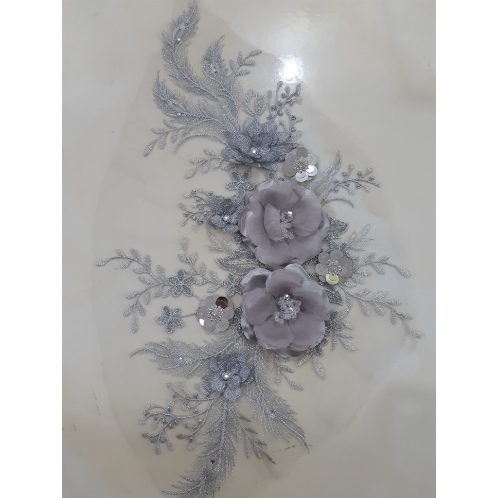 tấm hoa ren chỉ thêu 42cm