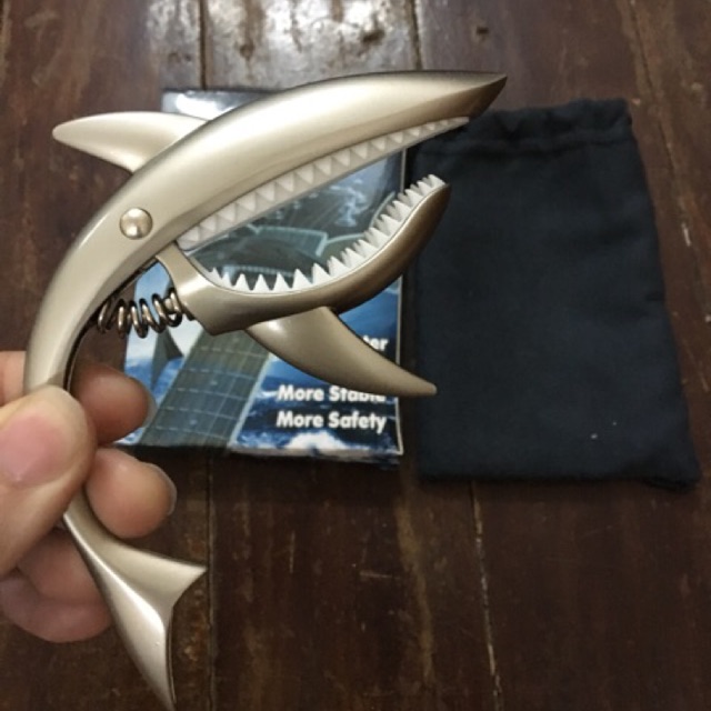 CAPO GUITAR SHARK CAO CẤP SIÊU BỀN