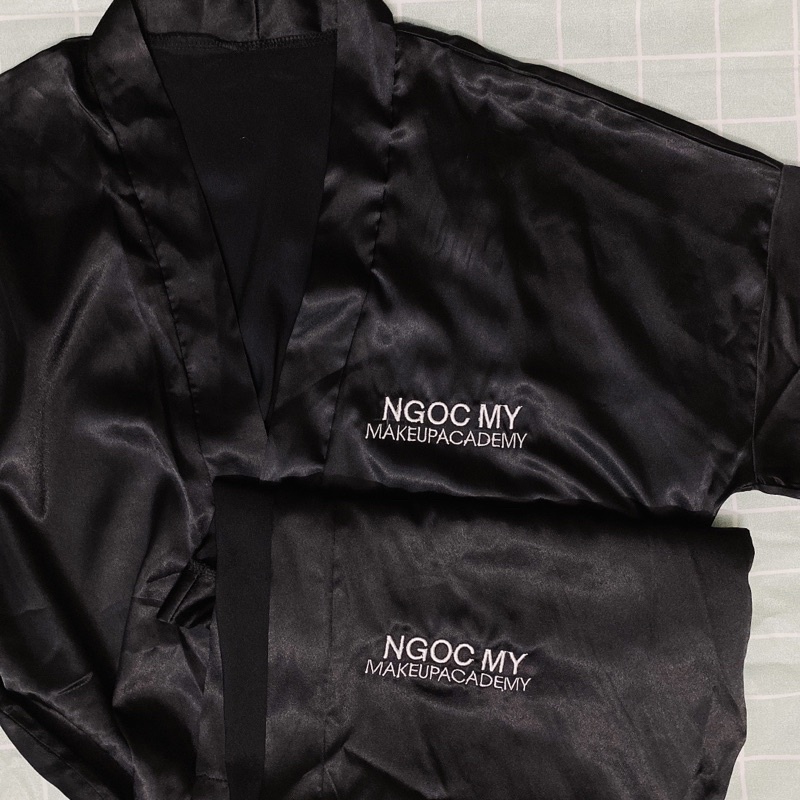 Áo choàng makeup-salon-spa