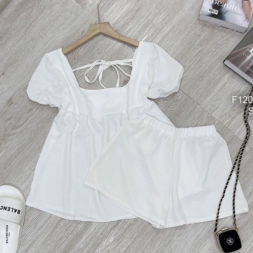 Bộ mặc nhà nữ gồm áo babydoll cổ vuông và quần đùi nữ ống rộng chất đũi mềm mát PANOSI - Mã B5