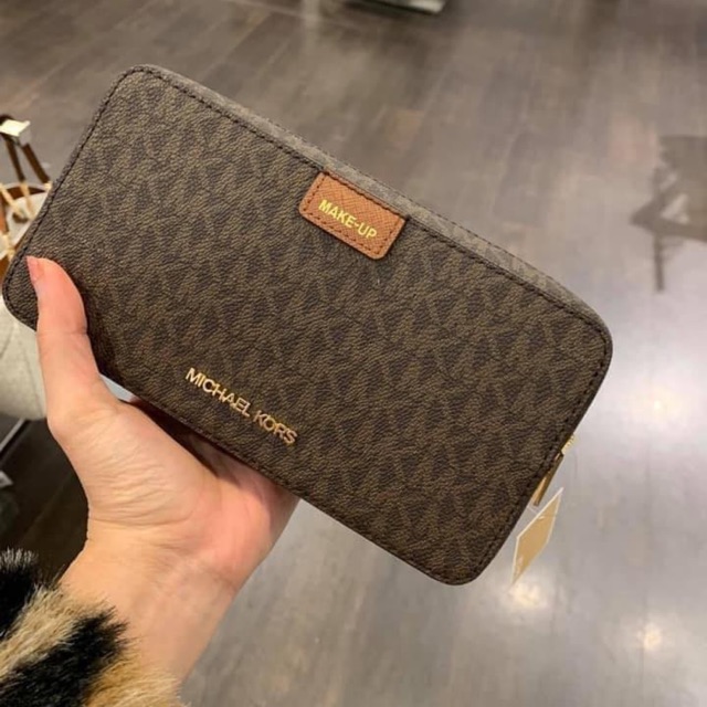 Ví MK auth sale, ví đựng đò makeup, tiền( 4màu: nâu, trắng, đen, đỏ)