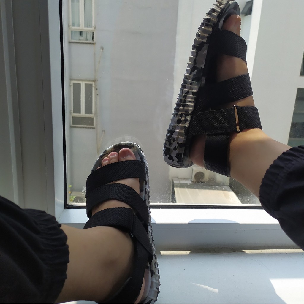 Giày Sandal Nam Nữ Cho Học Sinh Cấp 2 3 Chống Trơn Trượt Hôi Chân Cao Gót Siêu Nhẹ Đi Du Lịch Hãng Chính Hãng Mỹ [YZ07]