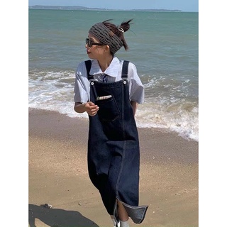 Nhiều mẫu váy yếm jean form rộng