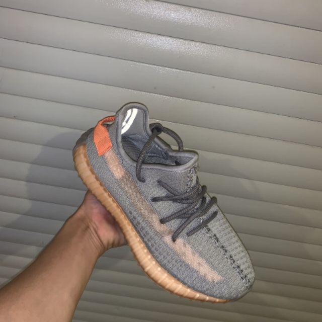 (Sf+) yeezy xám