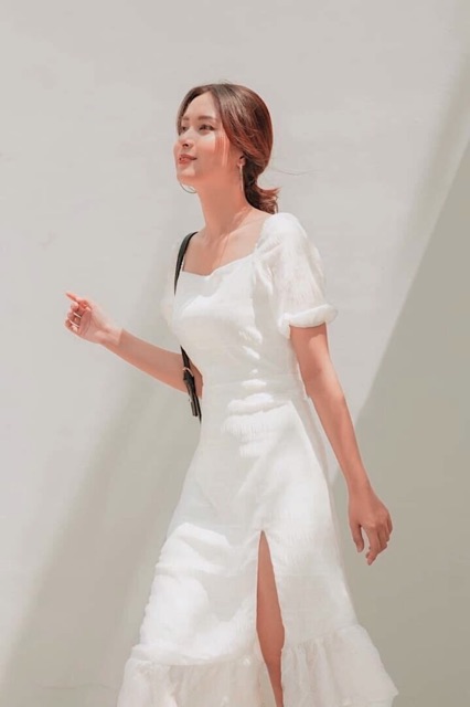 [Mã FATHANG5 giảm 10K đơn 50K] Đầm trắng đuôi cá xẻ tà (kèm hình thật) | BigBuy360 - bigbuy360.vn