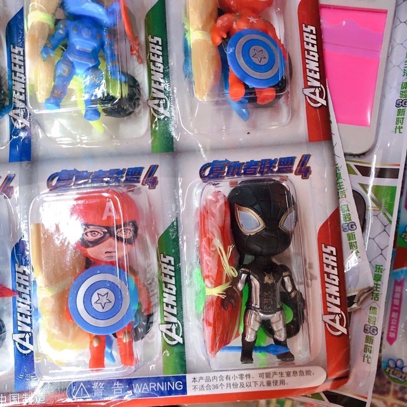 sỉ vỉ 12 bộ đồ chơi nhảy dù Avengers