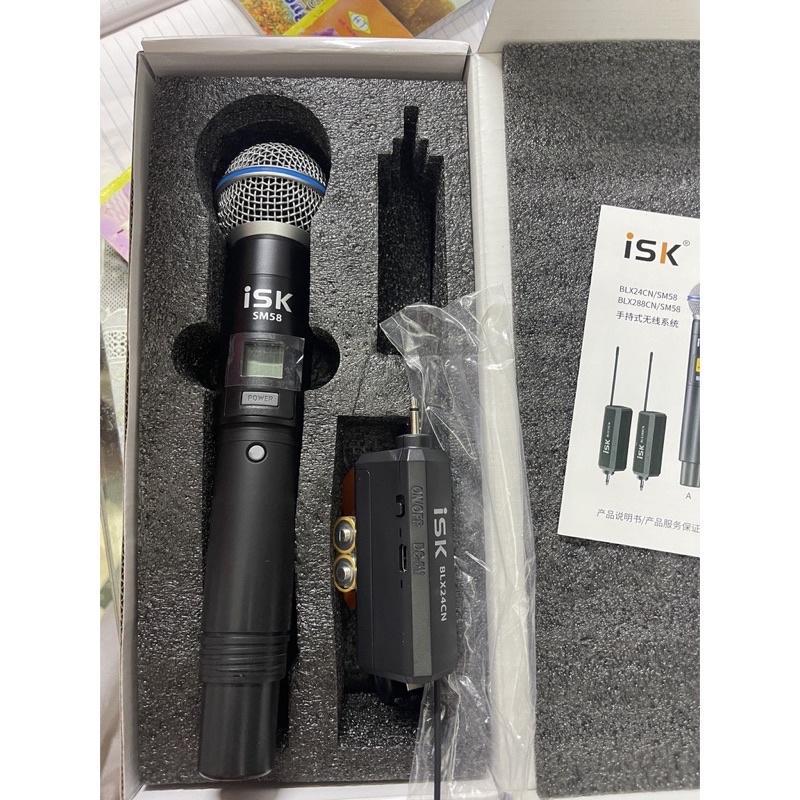 Mic Isk SM58 không dây cao cấp kết nối với soundcard mixer dễ dàng