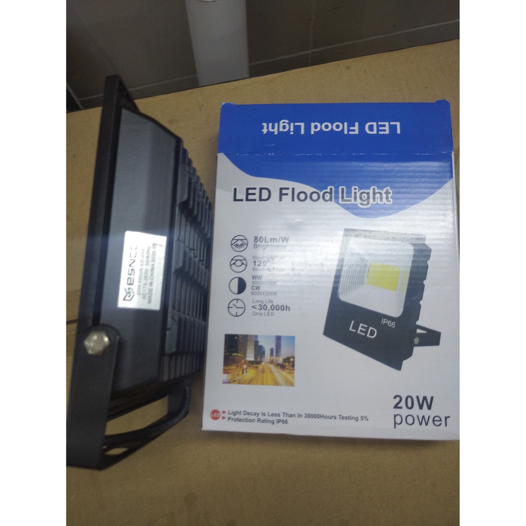 Đèn pha led 20W ESNCO chiếu sáng công trình ngoài trời, bảng hiệu trang trí sân vườn chống nước IP66 chuẩn công suất