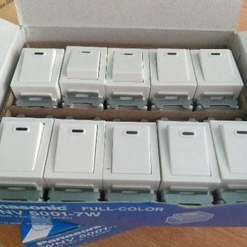 CÔNG TĂC 1 chiều PANASONIC FULL (hạt nhỏ), mã: WNV5001-7W - CHÍNH HÃNG