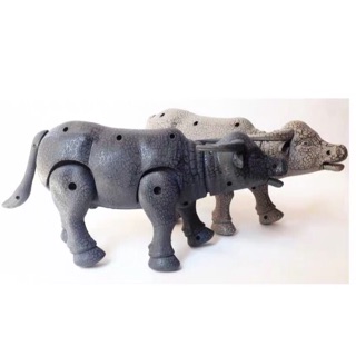 Con trâu biết đi -1 con