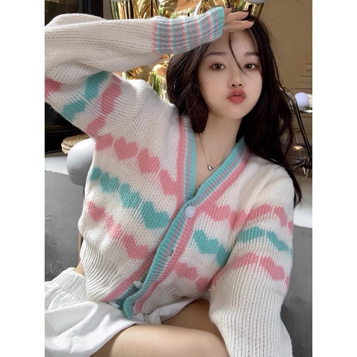 Áo khoác len cardigan tay dài cổ chữ V họa tiết trái tim phong cách Hàn Quốc