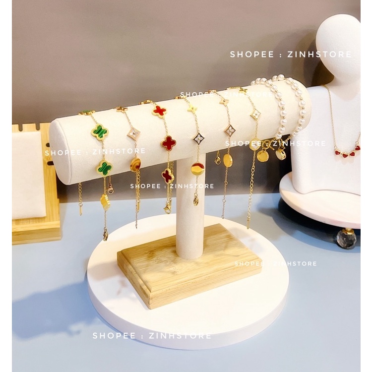 Kệ treo vòng tay , lắc… trang trí shop