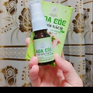 Xịt  hôi  nách  hoa cúc  mới