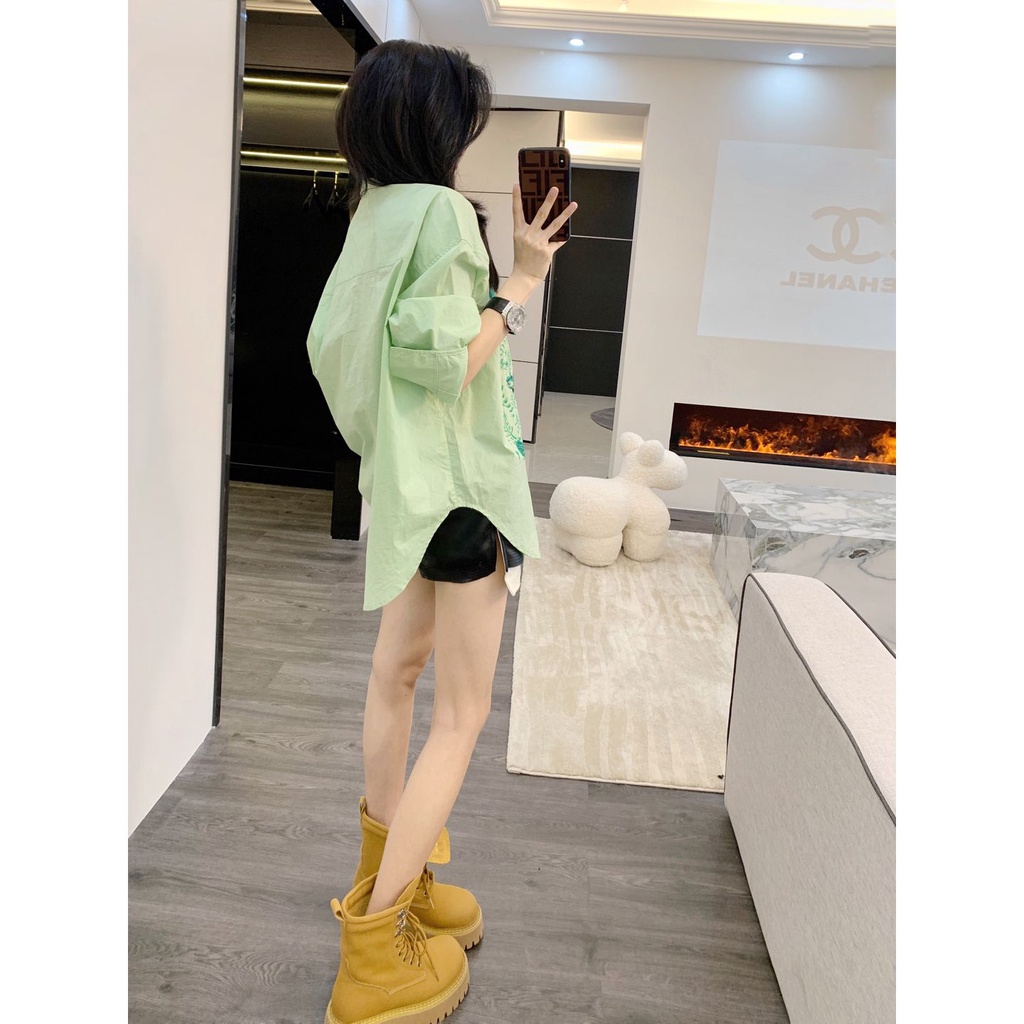 The gentle wind wears the shirt outside the woman in early autumn 2022 new style design sense niche fashion loose all kinds of medium and long style coat