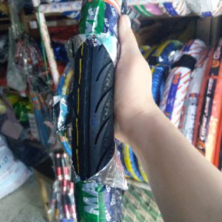 Cặp vỏ maxxis 2.25+2.50-17 tt