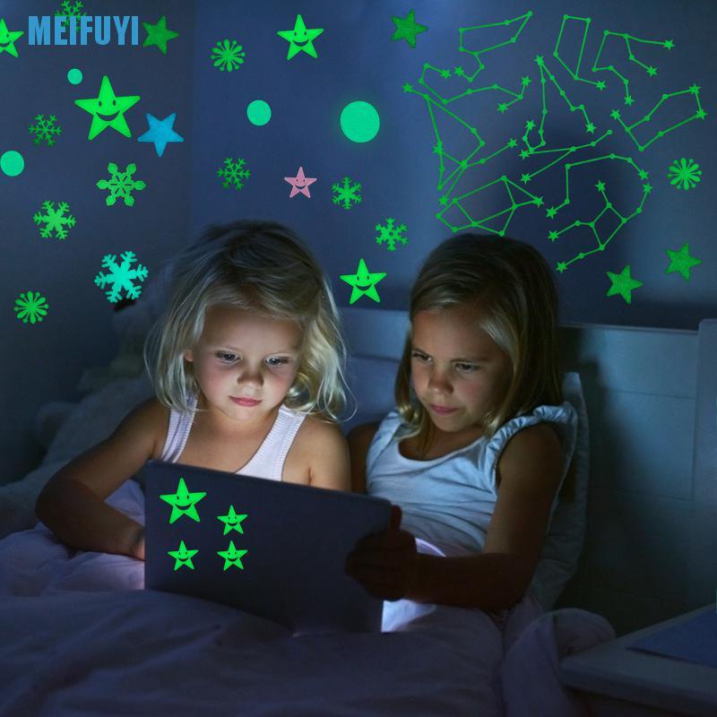 Bộ ngôi sao phát sáng trong bóng tối dùng trang trí trần nhà