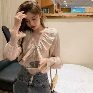 (SẴN) Áo sơ mi cổ bèo tay loe
