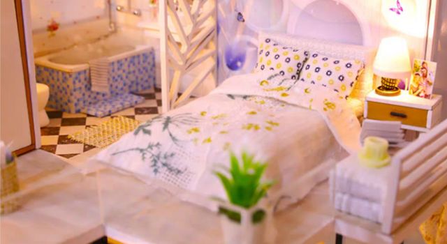 Kèm Mica và keo dán - Mô hình nhà gỗ búp bê Dollhouse DIY - M021A Simple