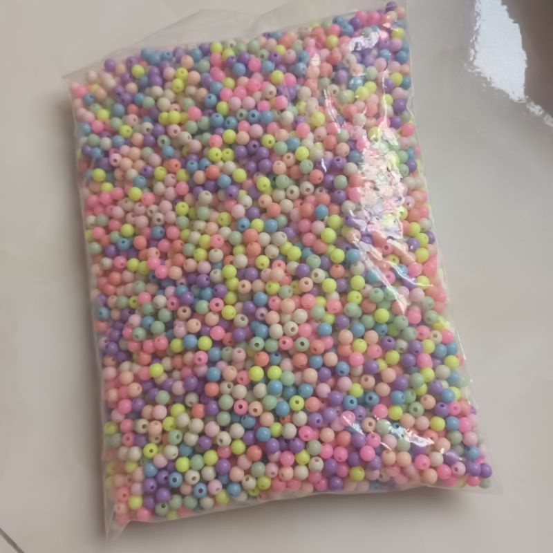 Gói 100g hạt nhựa 6li nhiều màu làm vòng