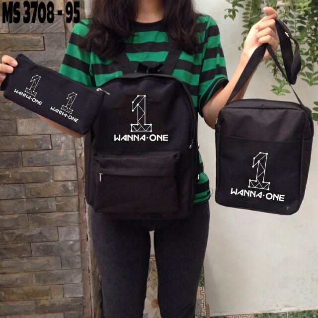 Set balo túi ví logo Wanna one