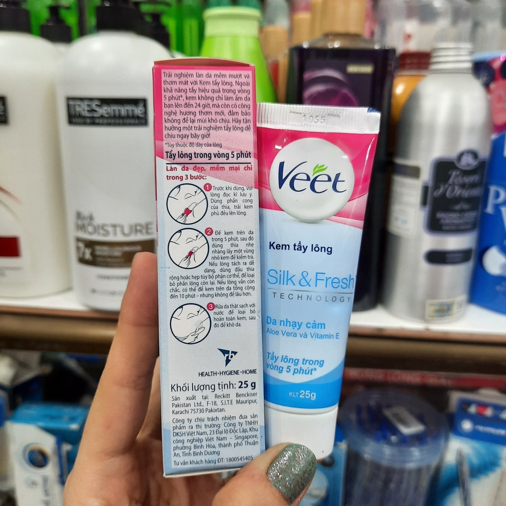 Kem tẩy lông cho da nhạy cảm Veet Silk Fresh 25g