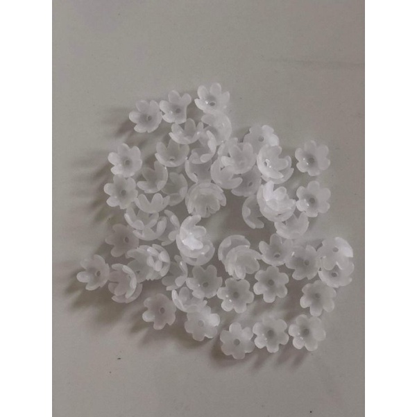 (50g khoảng 190 cái)Hoa nhựa 5 cánh màu đục 13*2mm, nguyên liệu diy