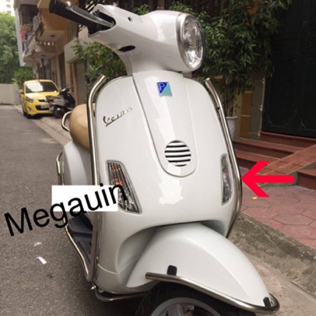 Cụm Đèn xi nhan trước Vespa Lx 125, 150, Lx S (giá 1 cái)