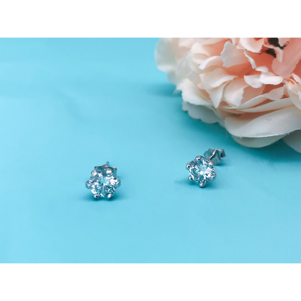 South Korea's Dongdaemun Fashion Classic Single Diamond Zircon Earrings 2021 New Trendy Temperament Net Red Silver Needle Earrings Female