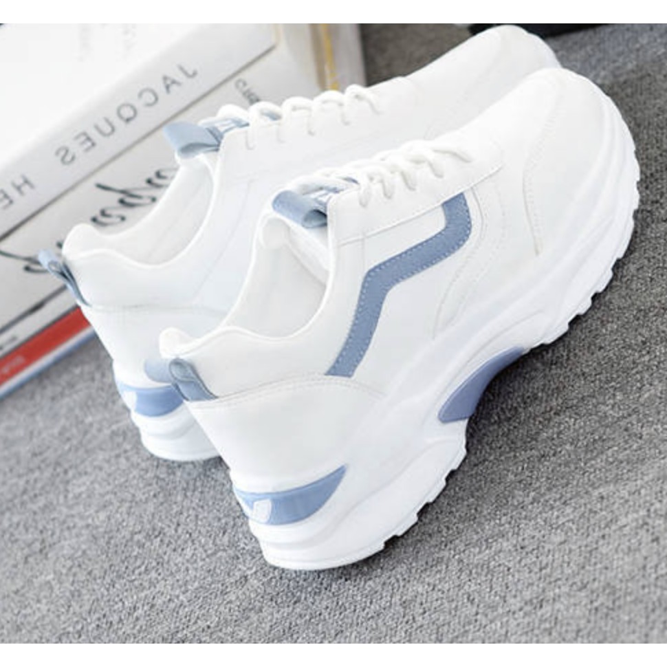 Giày nữ đế cao Sneaker chiều cao 2 sọc hottrend new | BigBuy360 - bigbuy360.vn